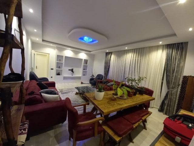 MAY1093 - Photo 5