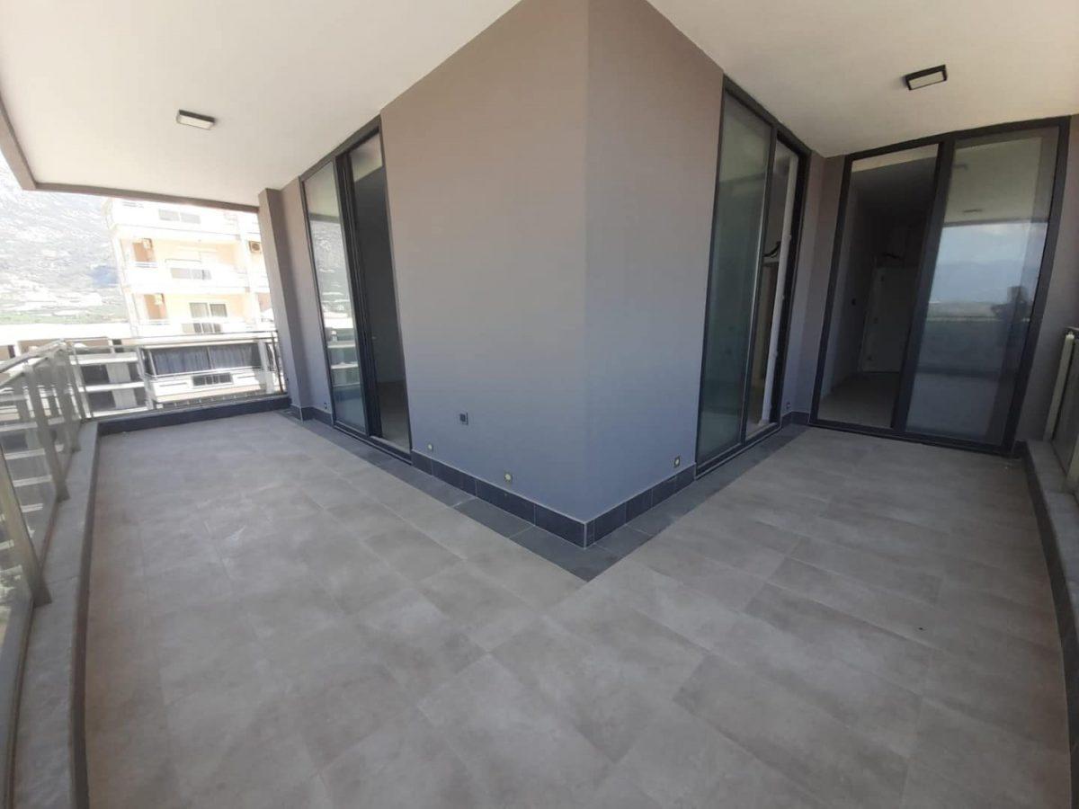MAY1109 - Photo 15