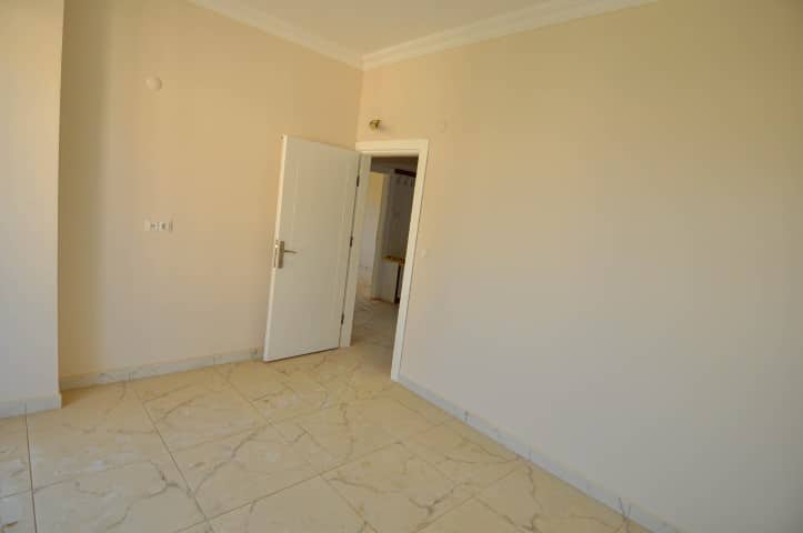 MAY1108 - Photo 3