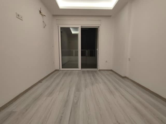 MAY1089 - Photo 24