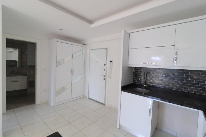 MAY1089 - Photo 22