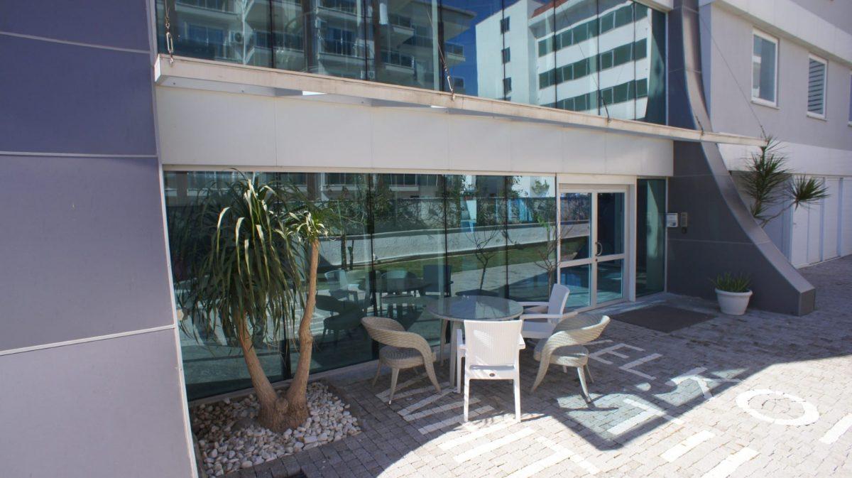 MAY1061 - Photo 2