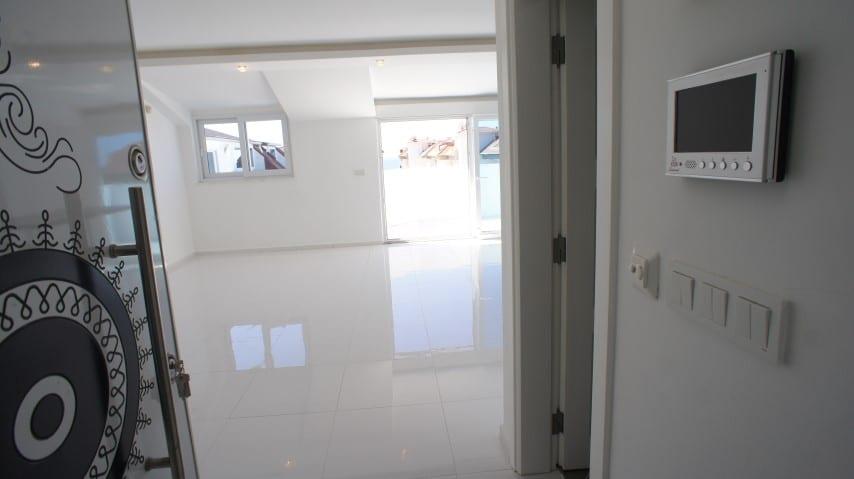 MAY1153 - Photo 32