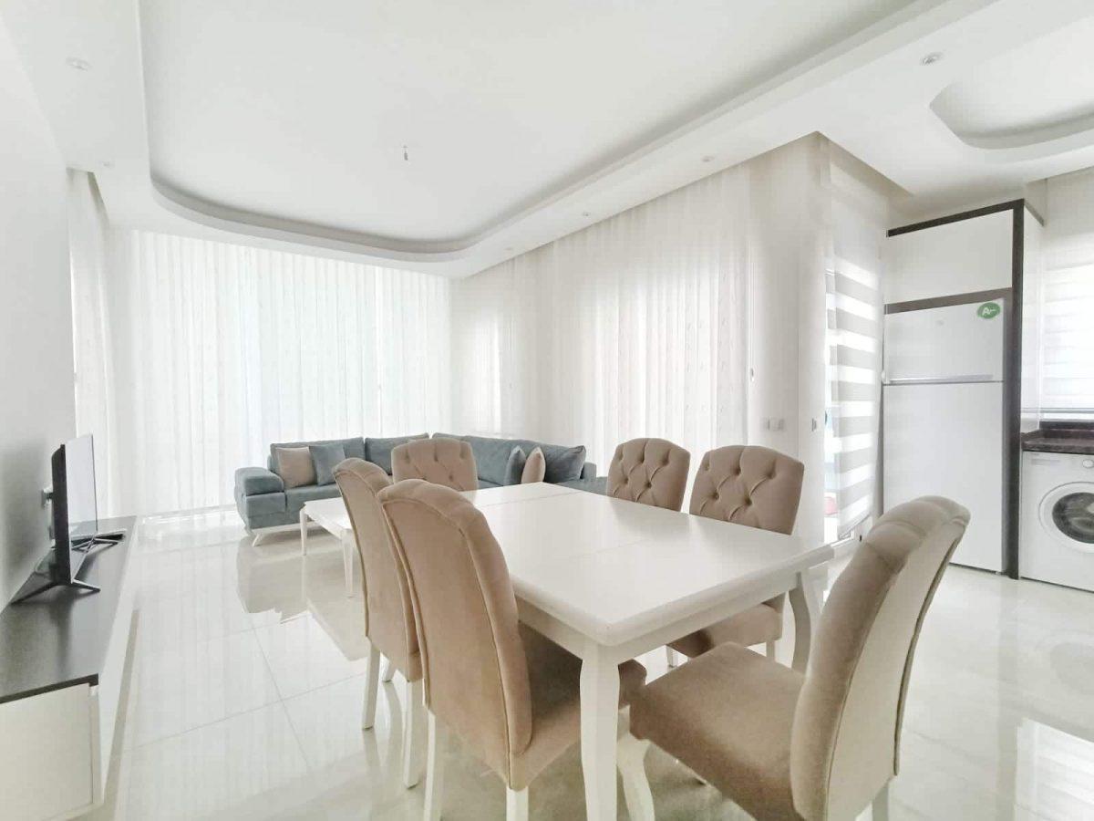 MAY1256 - Photo 2