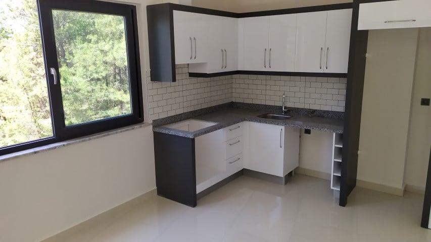 MAY1267 - Photo 5