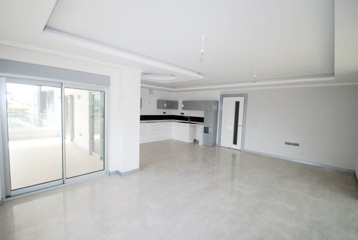 MAY1141 - Photo 35