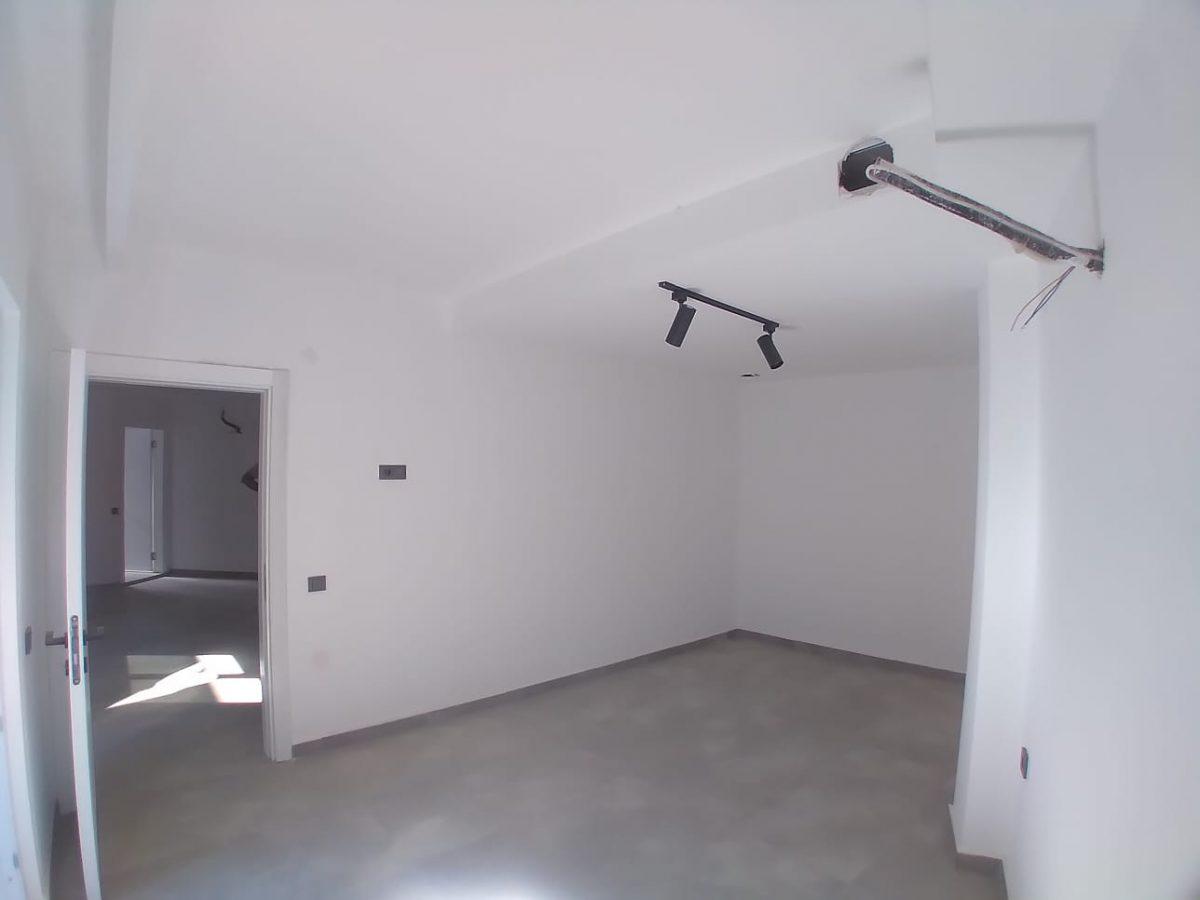 MAY1293 - Photo 14