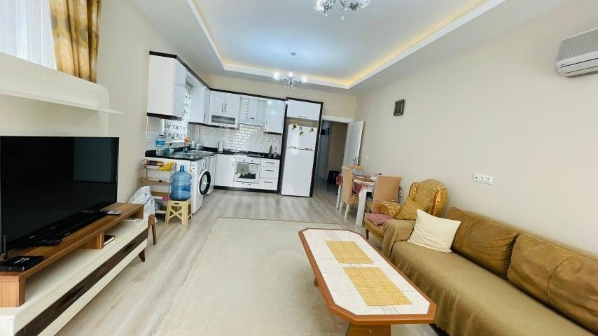 MAY1347 - Photo 3