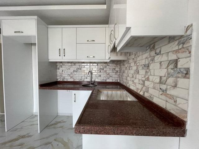 MAY1341 - Photo 3