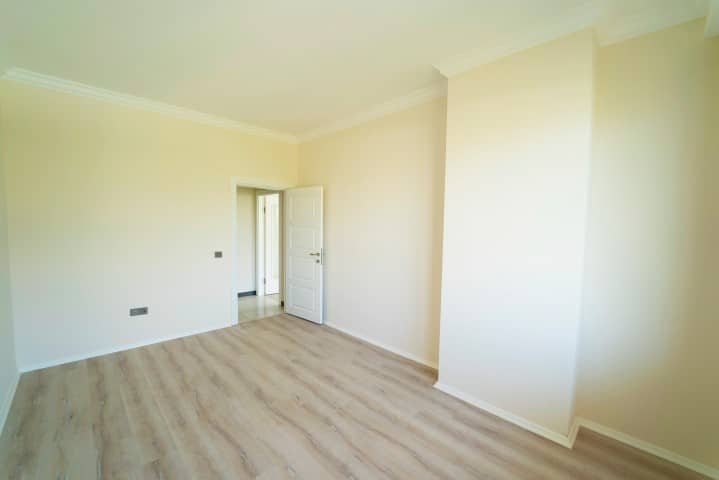 MAY1374 - Photo 22