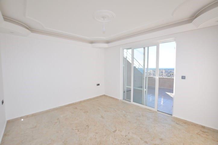 MAY1332 - Photo 25