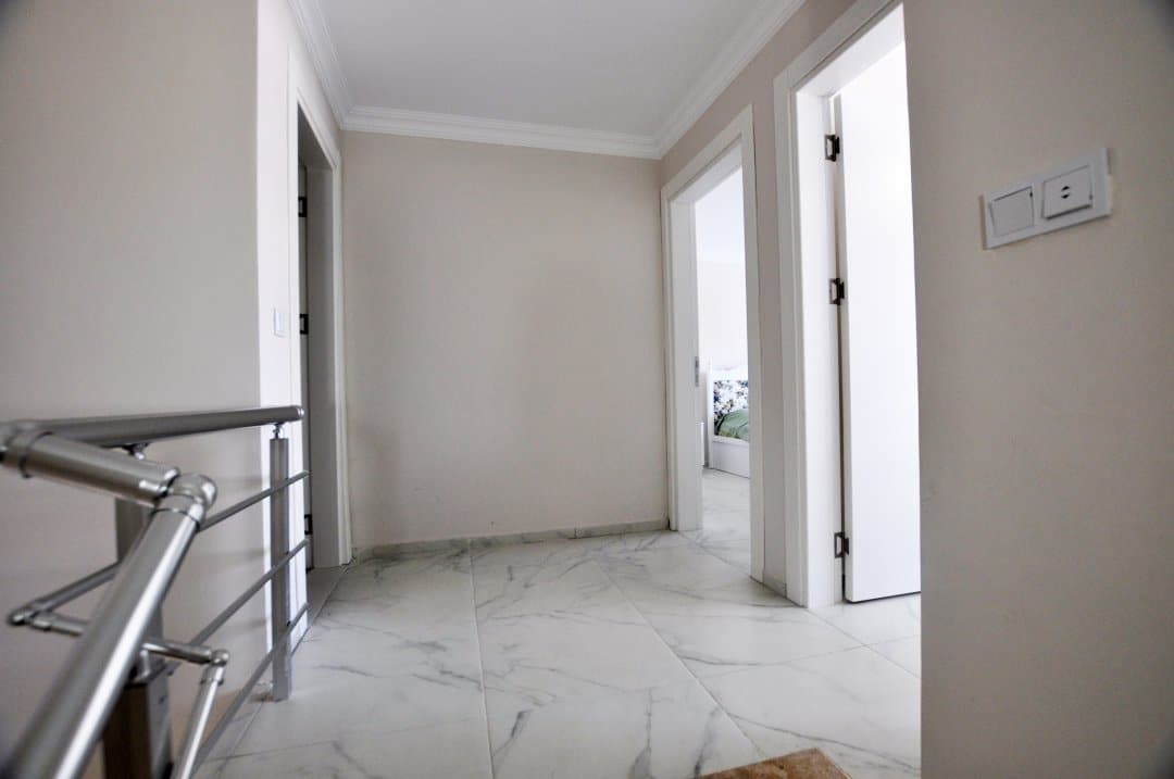 MAY1328 - Photo 14