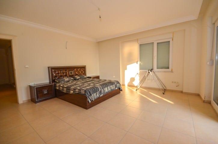 MAY1274 - Photo 19