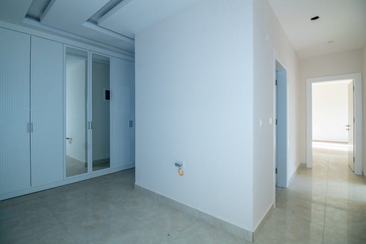 MAY1370 - Photo 19