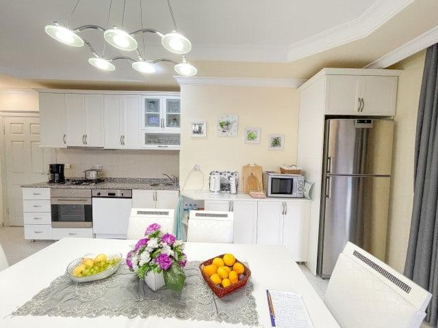 MAY1379 - Photo 6