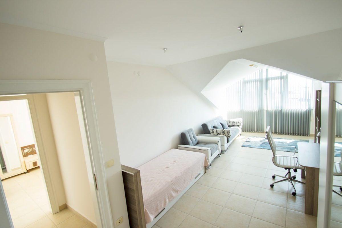 MAY1298 - Photo 12