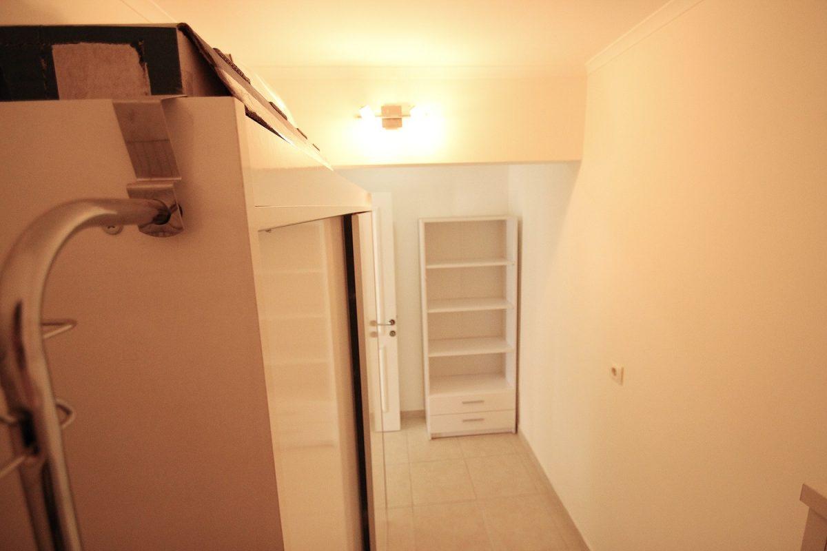 MAY1298 - Photo 17