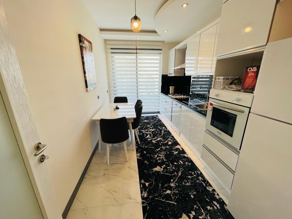 MAY1375 - Photo 22