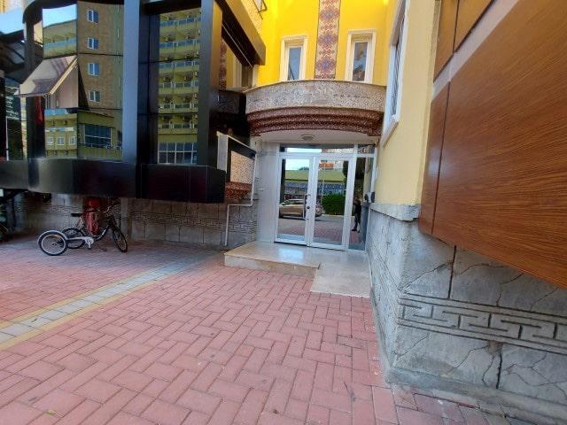 MAY1432 - Photo 2