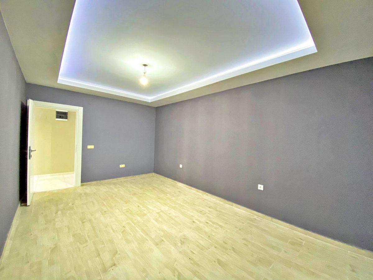 MAY1525 - Photo 13