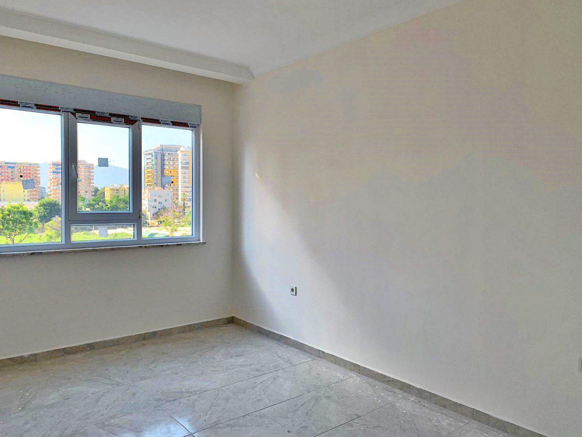 MAY1526 - Photo 20