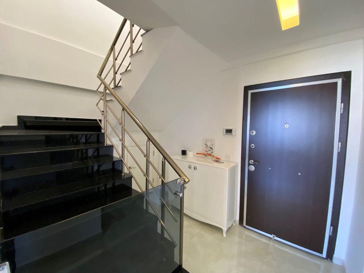 MAY1511 - Photo 13