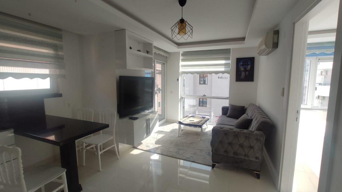 MAY1498 - Photo 5