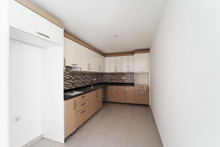 MAY1532 - Photo 11