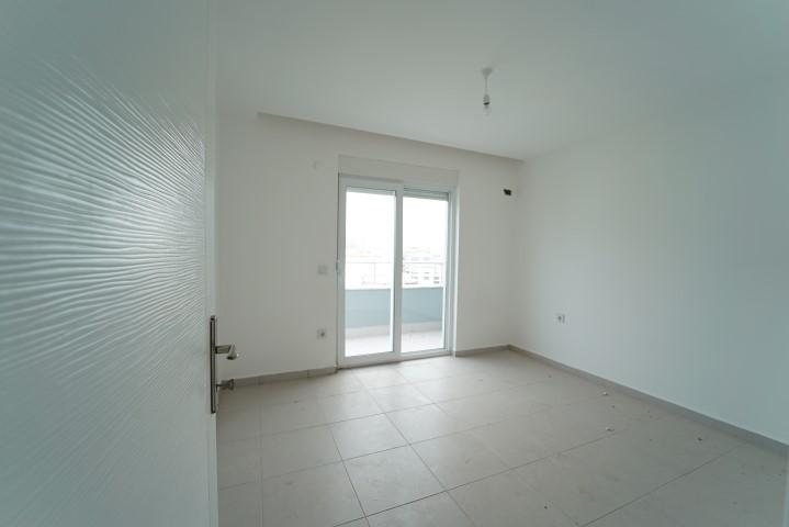 MAY1533 - Photo 21