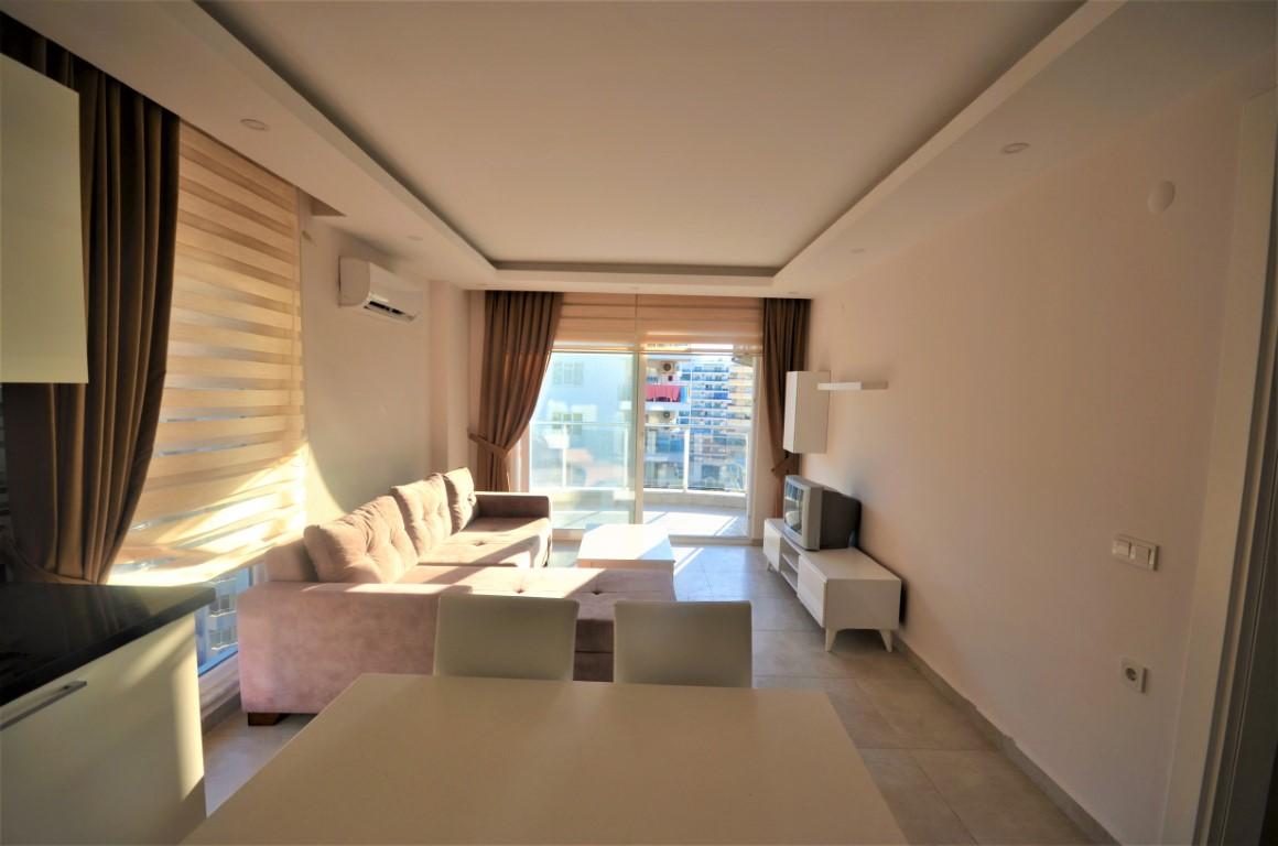 MAY1580 - Photo 5