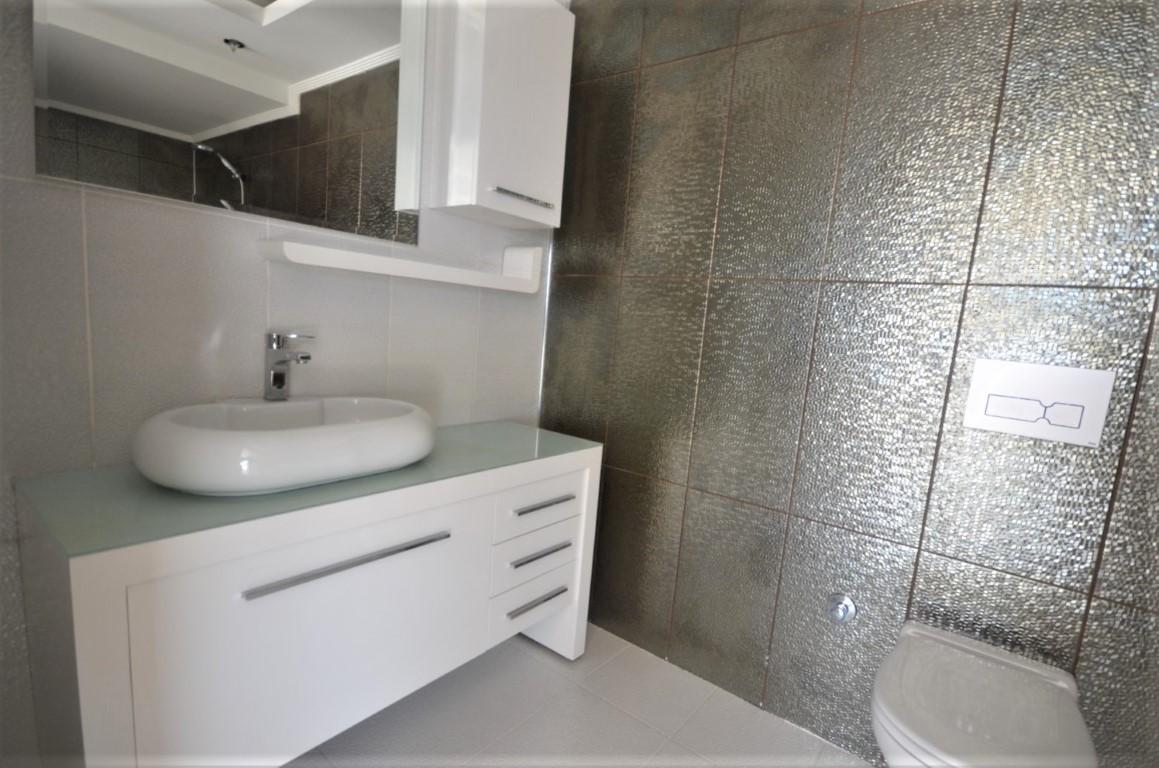MAY1609 - Photo 16