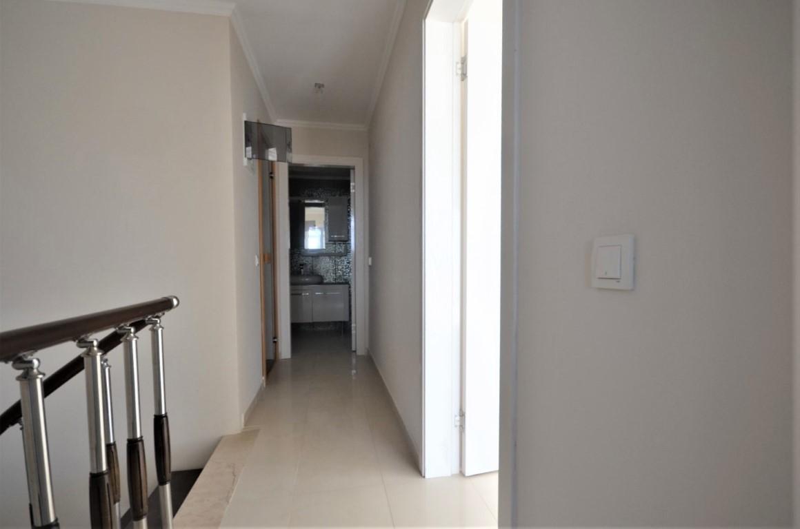 MAY1609 - Photo 18