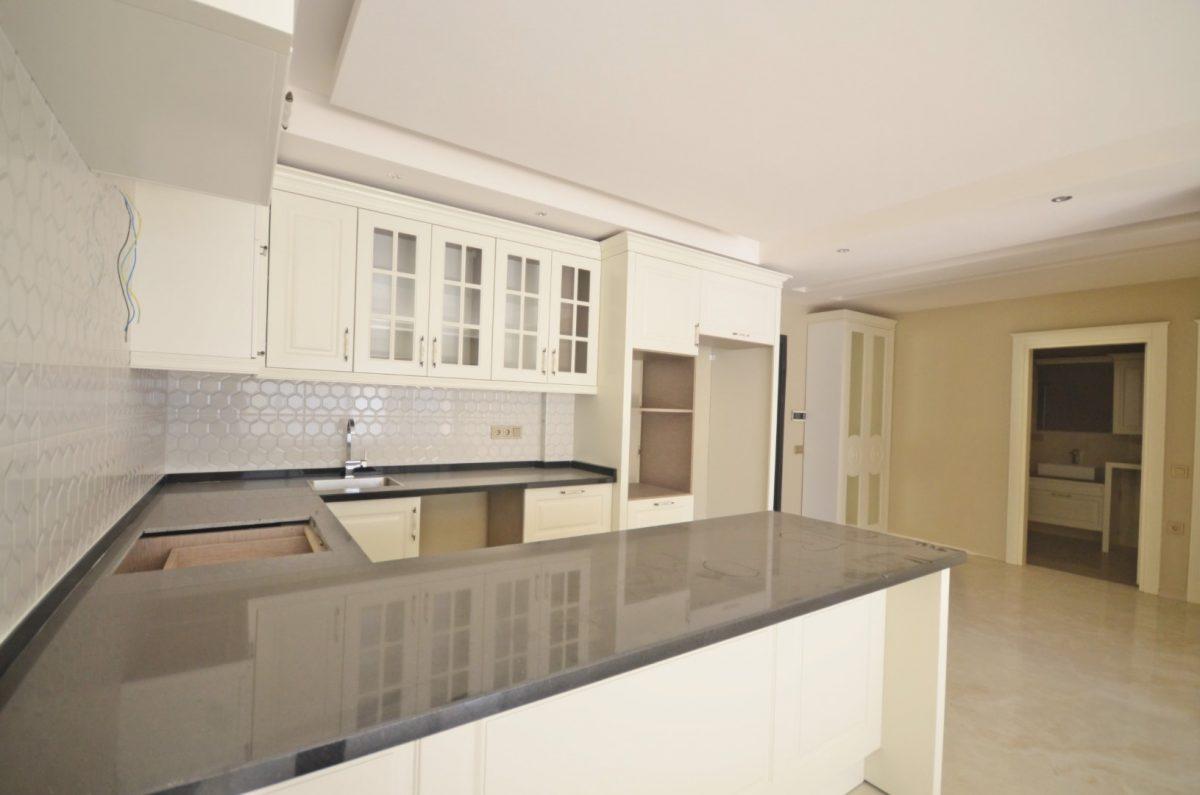 MAY1557 - Photo 11