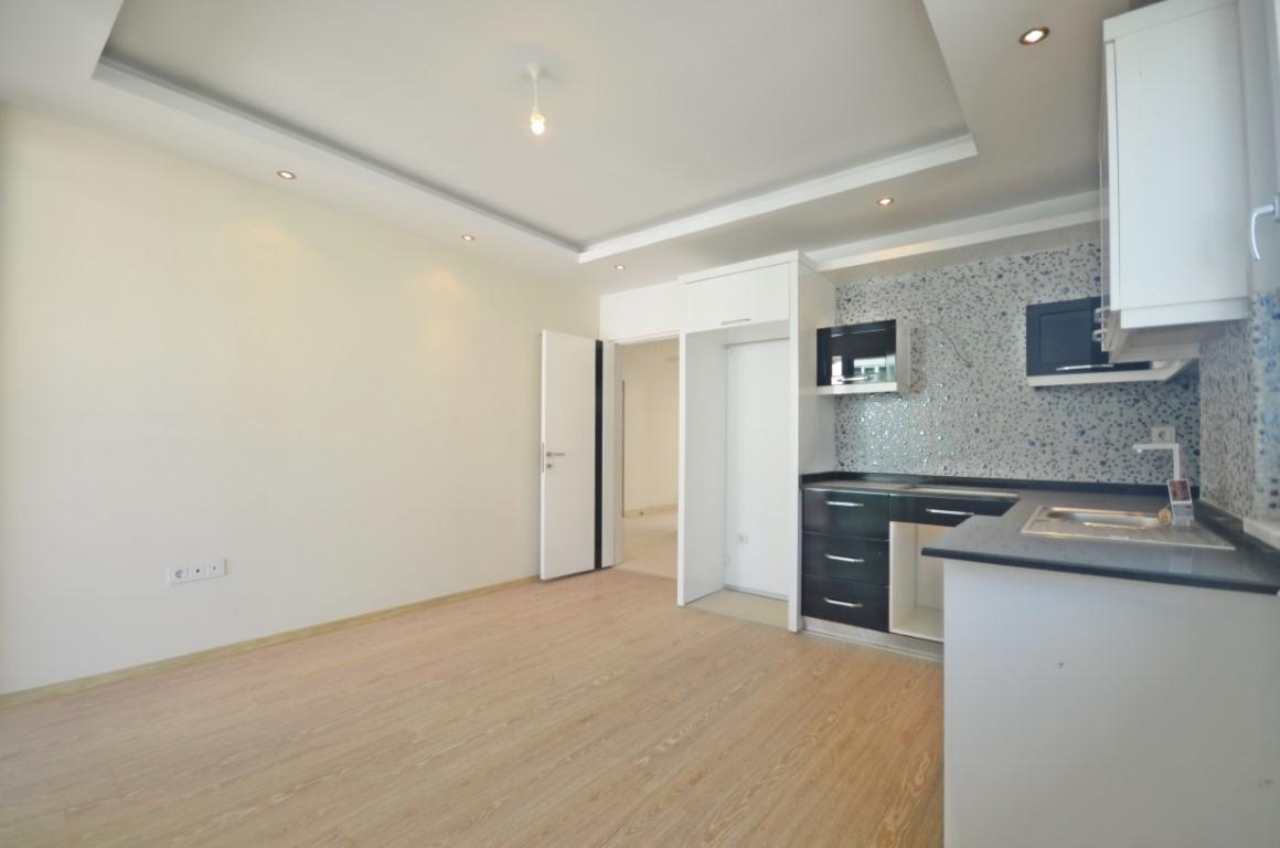 MAY1565 - Photo 14
