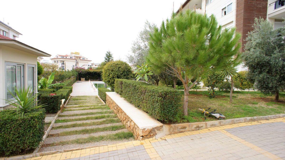 MAY1566 - Photo 3