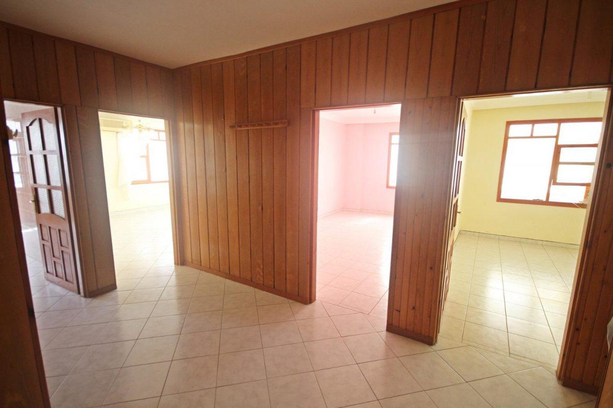 MAY1496 - Photo 9