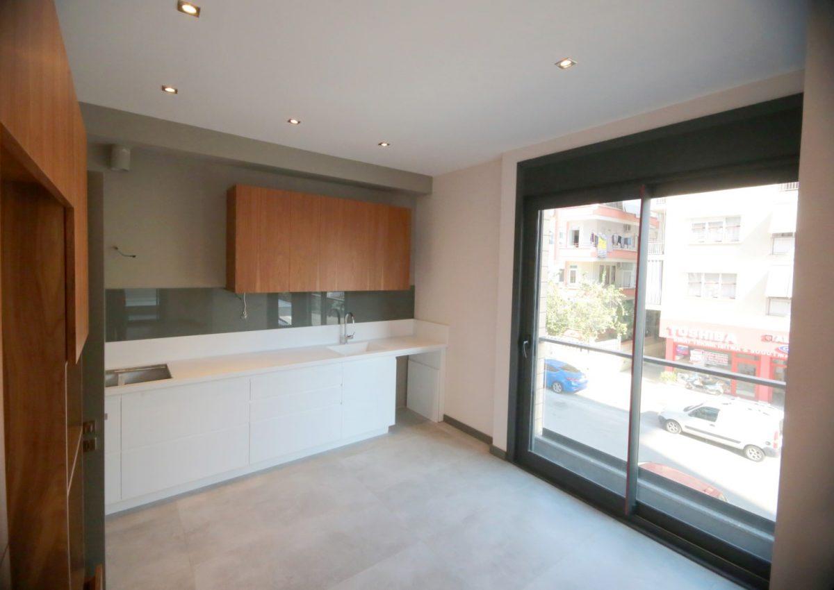 MAY1510 - Photo 14