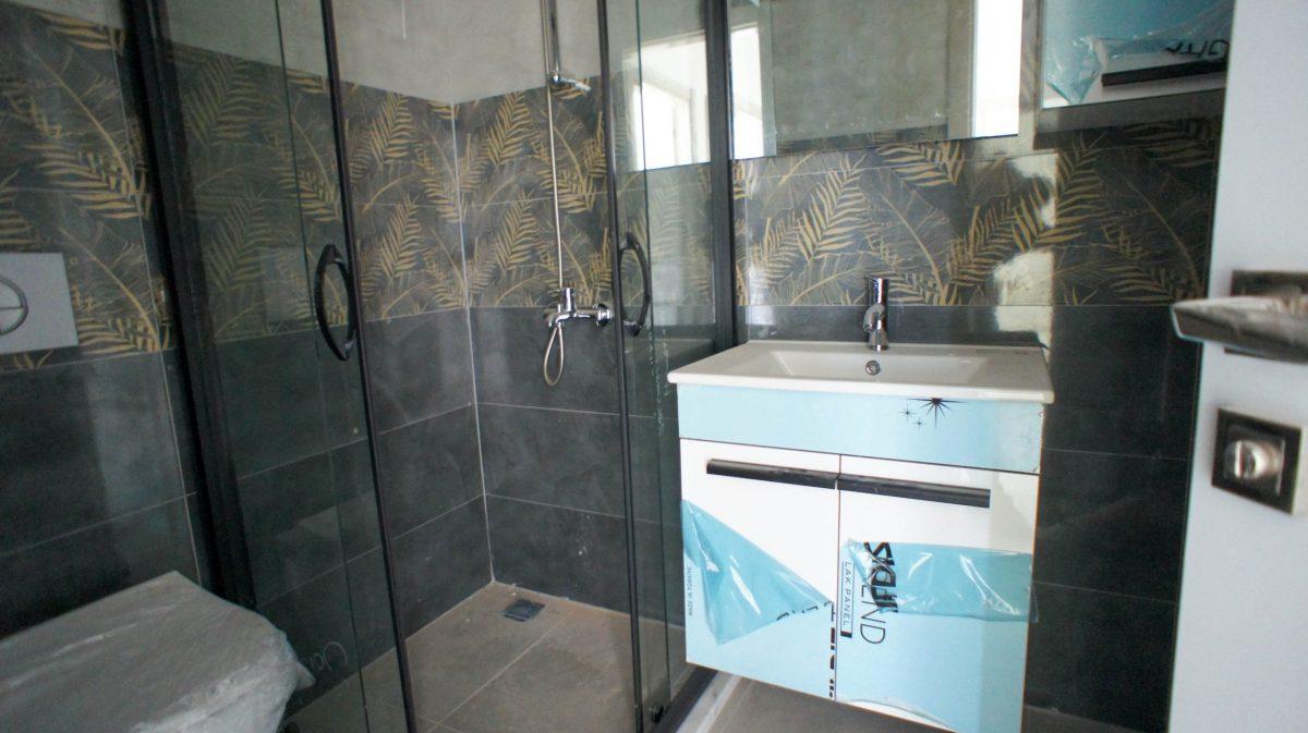 MAY1564 - Photo 24