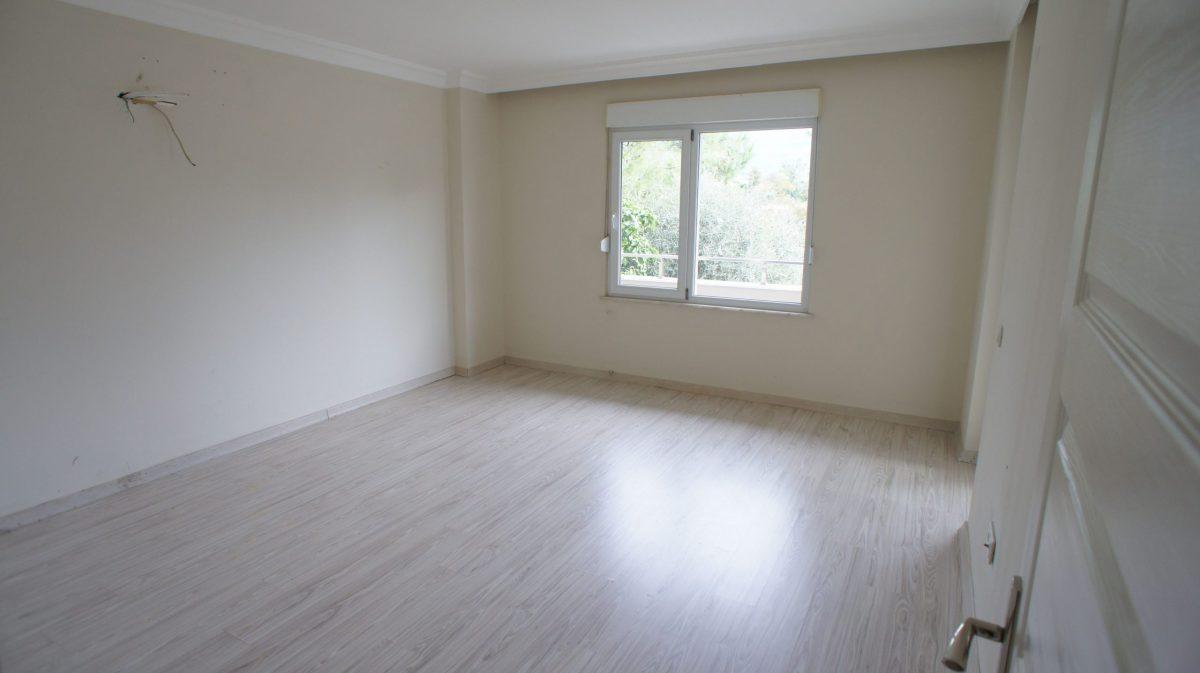 MAY1566 - Photo 22