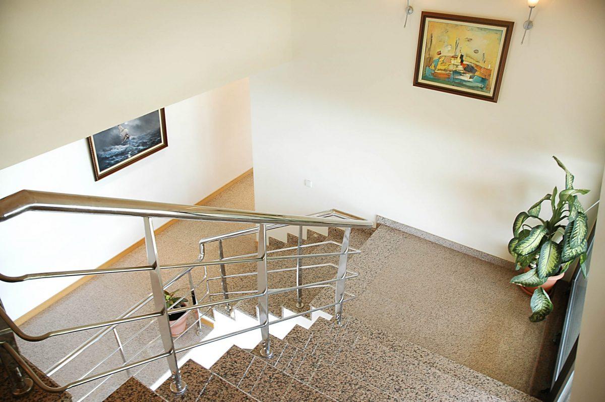 MAY1552 - Photo 54