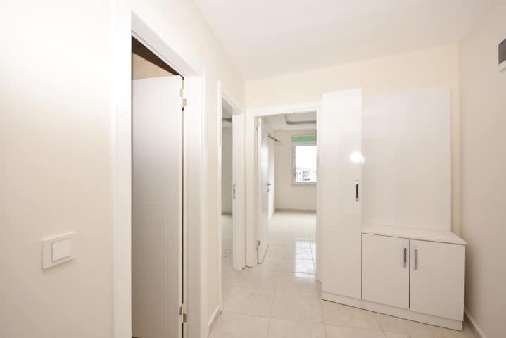 MAY1424 - Photo 4