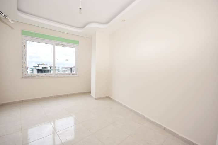 MAY1424 - Photo 5