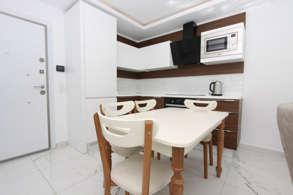 MAY1803 - Photo 22