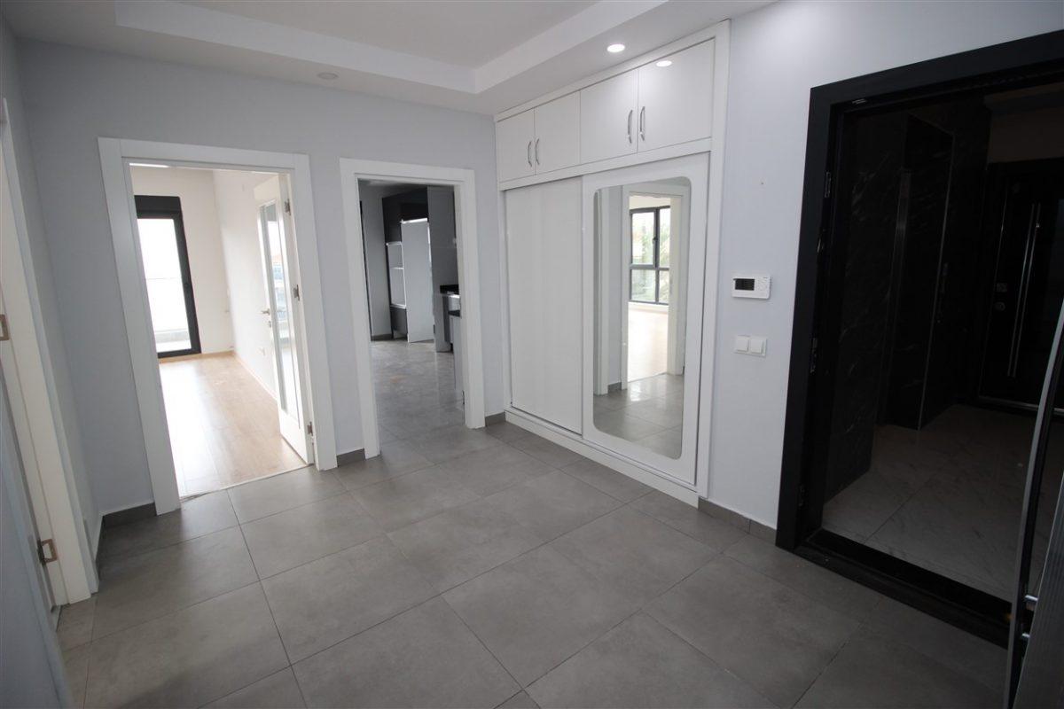 MAY1616 - Photo 2