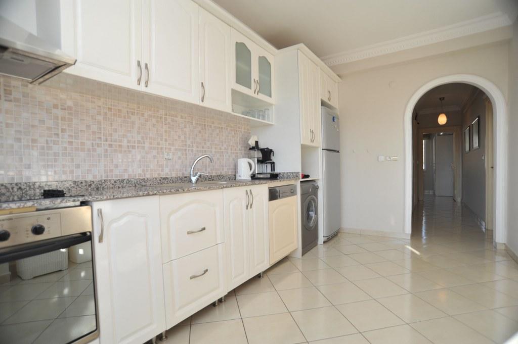 MAY1805 - Photo 11