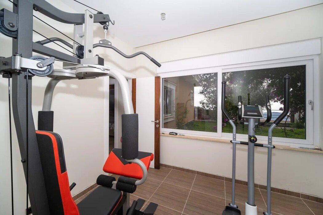 MAY1804 - Photo 56
