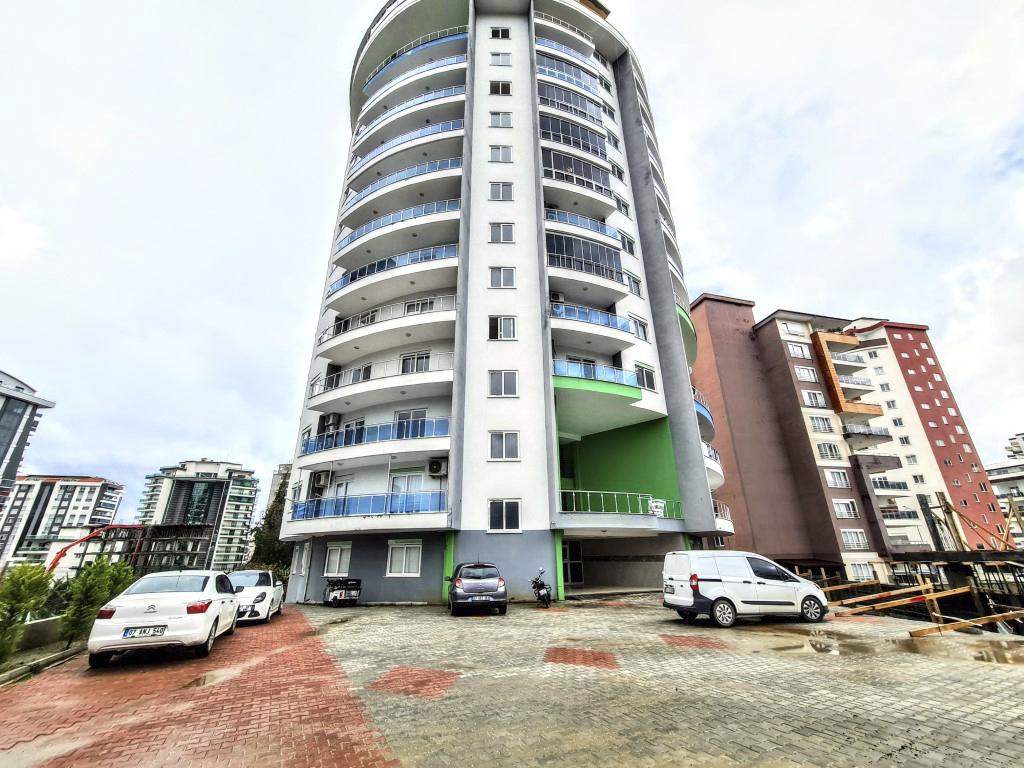 MAY1640 - Photo 1