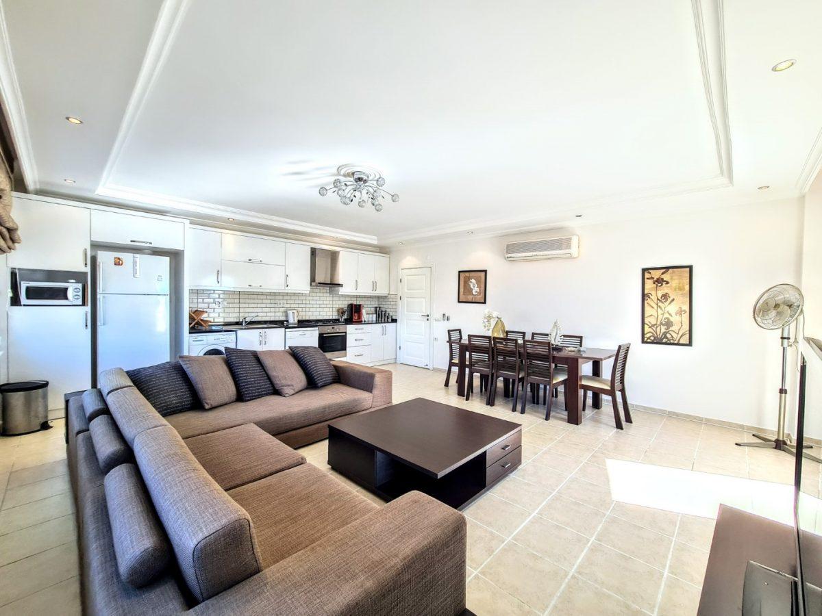 MAY1626 - Photo 1