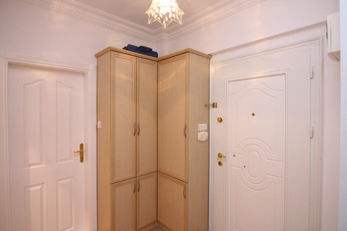 MAY1735 - Photo 8