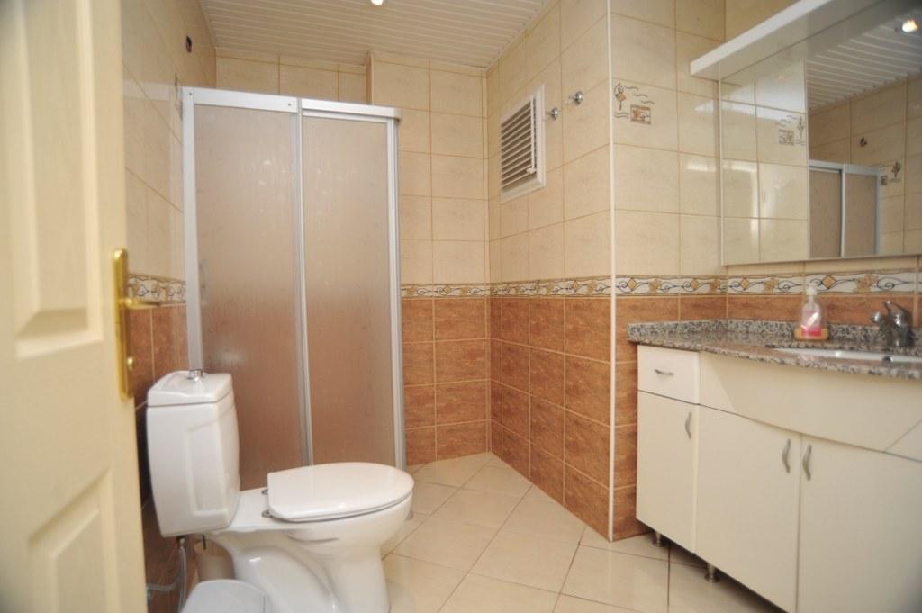 MAY1805 - Photo 27